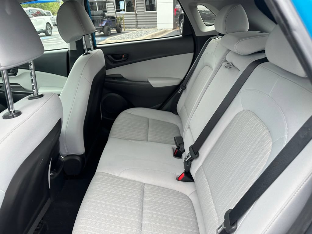 Used 2023 Hyundai Kona SEL FWD image 17