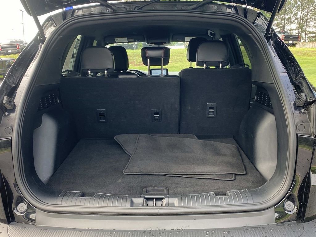 Certified 2025 Ford Escape ST-Line AWD/4WD image 7