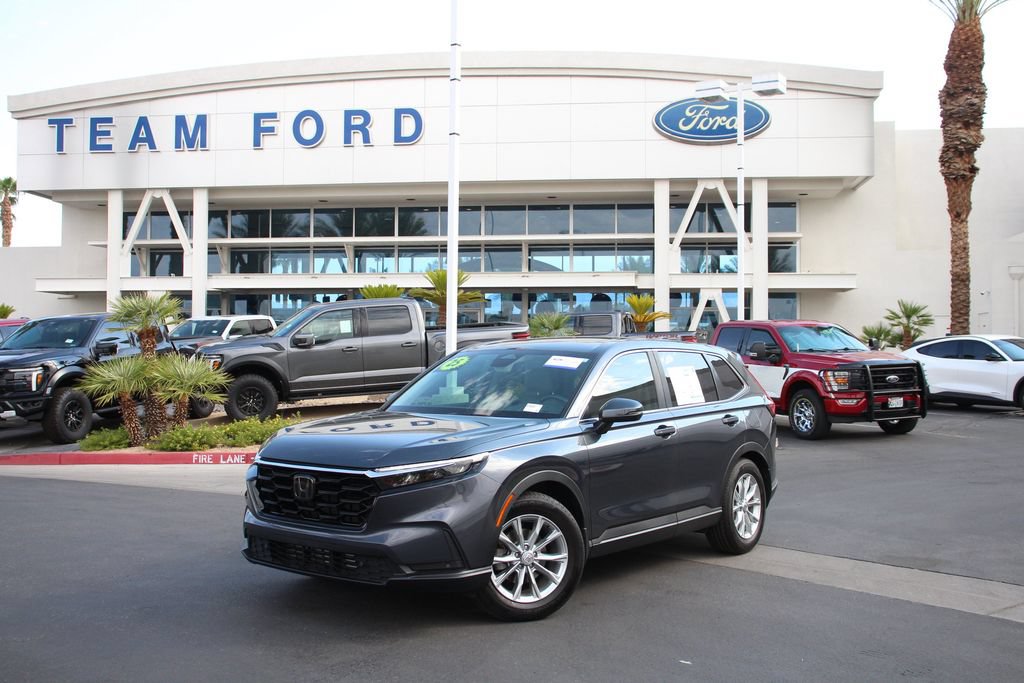 Used 2025 Honda CR-V EX-L image 2