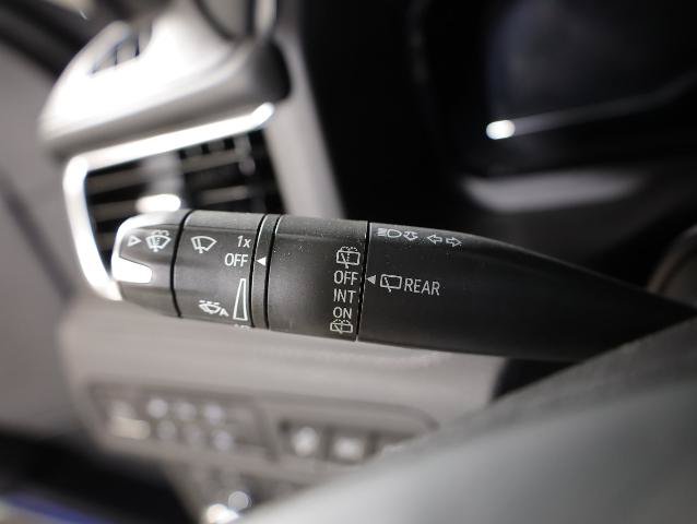 Used 2024 GMC Yukon XL Denali AWD/4WD image 28