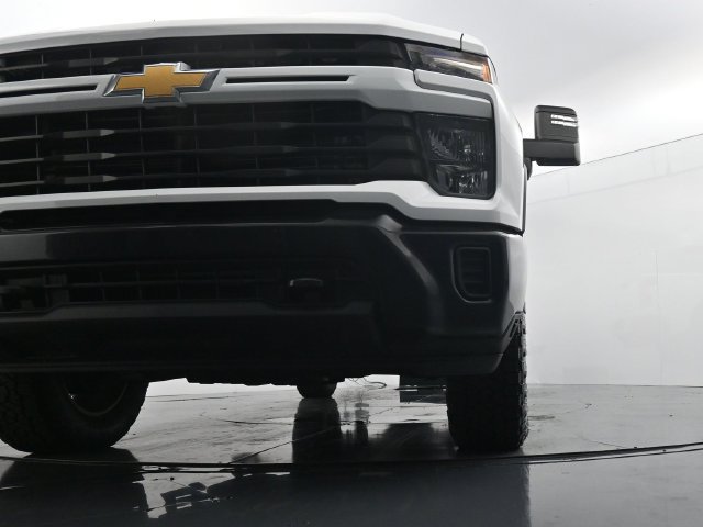 Used 2024 Chevrolet Silverado 2500 Custom w/ Custom Value Package AWD/4WD image 33