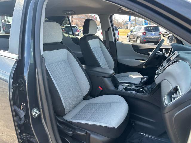 Used 2023 Chevrolet Equinox LT image 33