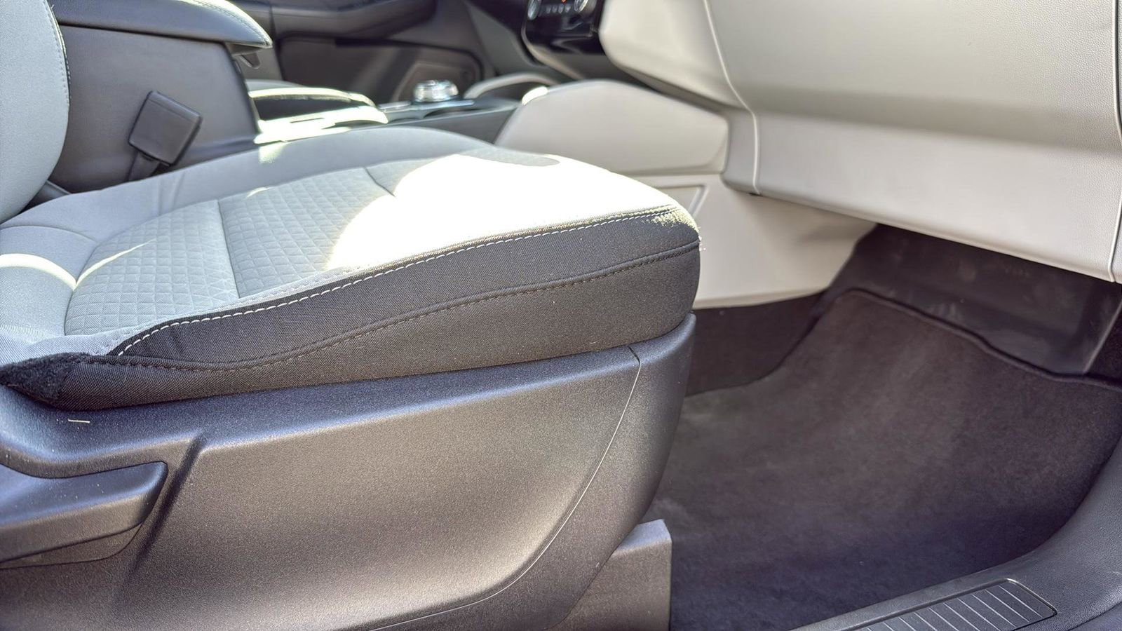 Certified 2025 Ford Escape Active w/ Tech Pack #1 image 25