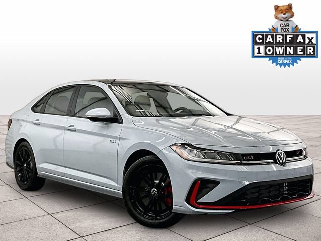 Used 2025 Volkswagen Jetta GLI Autobahn FWD image 2