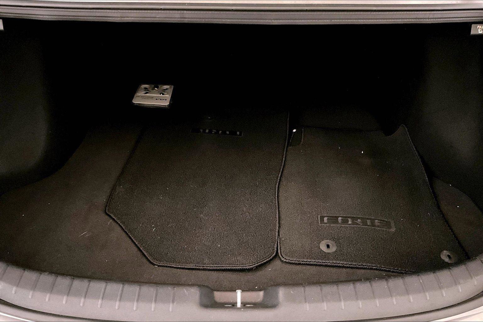 Used 2023 Kia Forte LXS w/ LXS Technology Package image 33