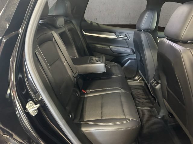 Used 2026 GMC Terrain Elevation w/ Elevation Premium Package AWD/4WD image 17