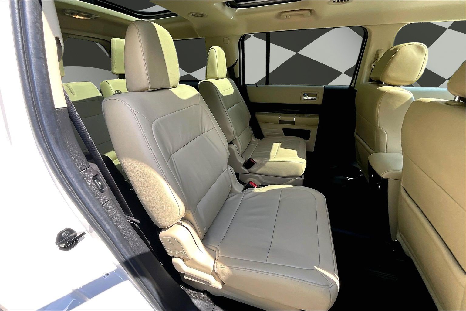 Certified 2019 Ford Flex SEL w/ Equipment Group 202A AWD/4WD image 27