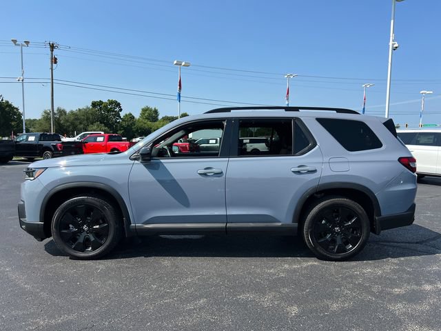 Used 2026 Honda Pilot Black Edition image 4