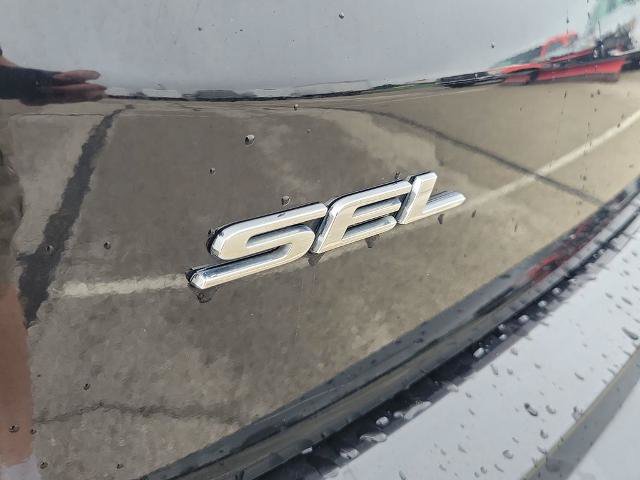 Certified 2024 Ford Edge SEL AWD/4WD image 8