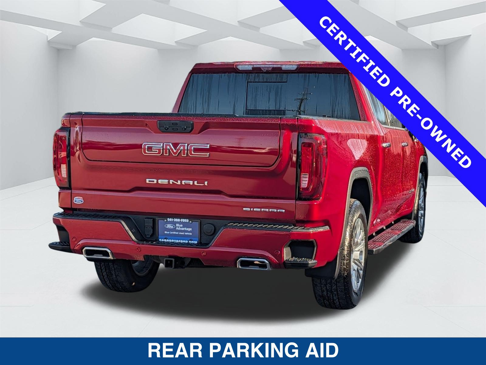 Used 2024 GMC Sierra 1500 Denali w/ Technology Package AWD/4WD image 5
