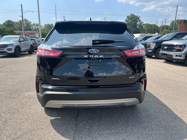 Certified 2024 Ford Edge SEL w/ Convenience Package AWD/4WD image 5