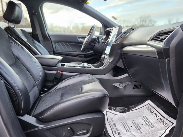 Certified 2022 Ford Edge ST image 11