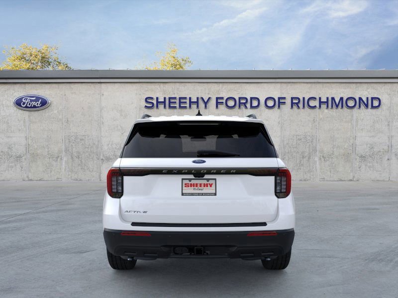 Certified 2025 Ford Explorer Active image 5