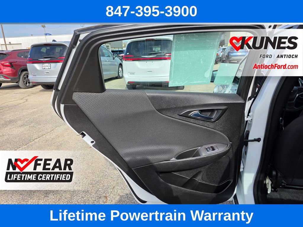 Used 2023 Chevrolet Malibu LS image 17