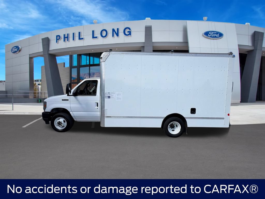 Certified 2023 Ford E-450 and Econoline 450 Super Duty w/ Driver's Safety Package RWD image 2
