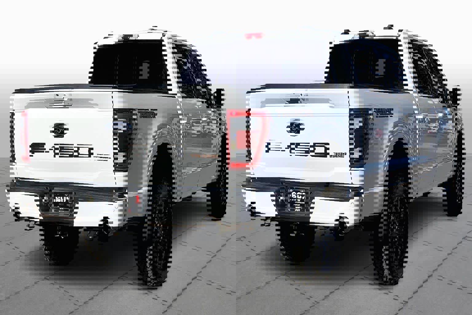 Certified 2022 Ford F150 Tremor w/ Equipment Group 402A High image 12