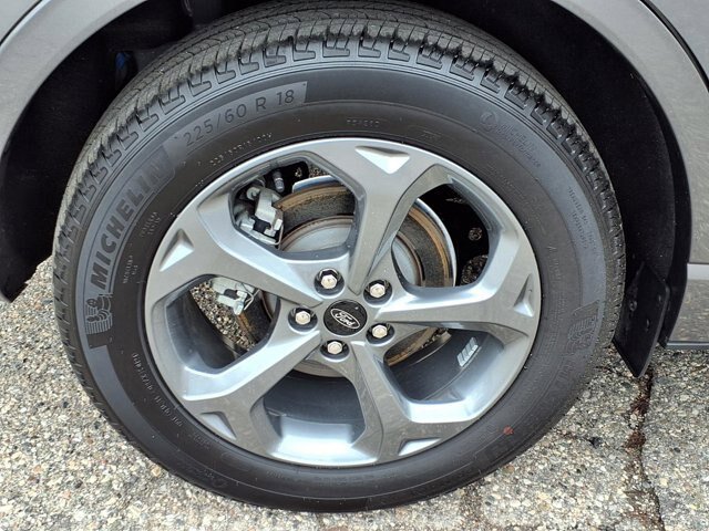 Certified 2024 Ford Escape ST-Line w/ Tech Pack #1 AWD/4WD image 31