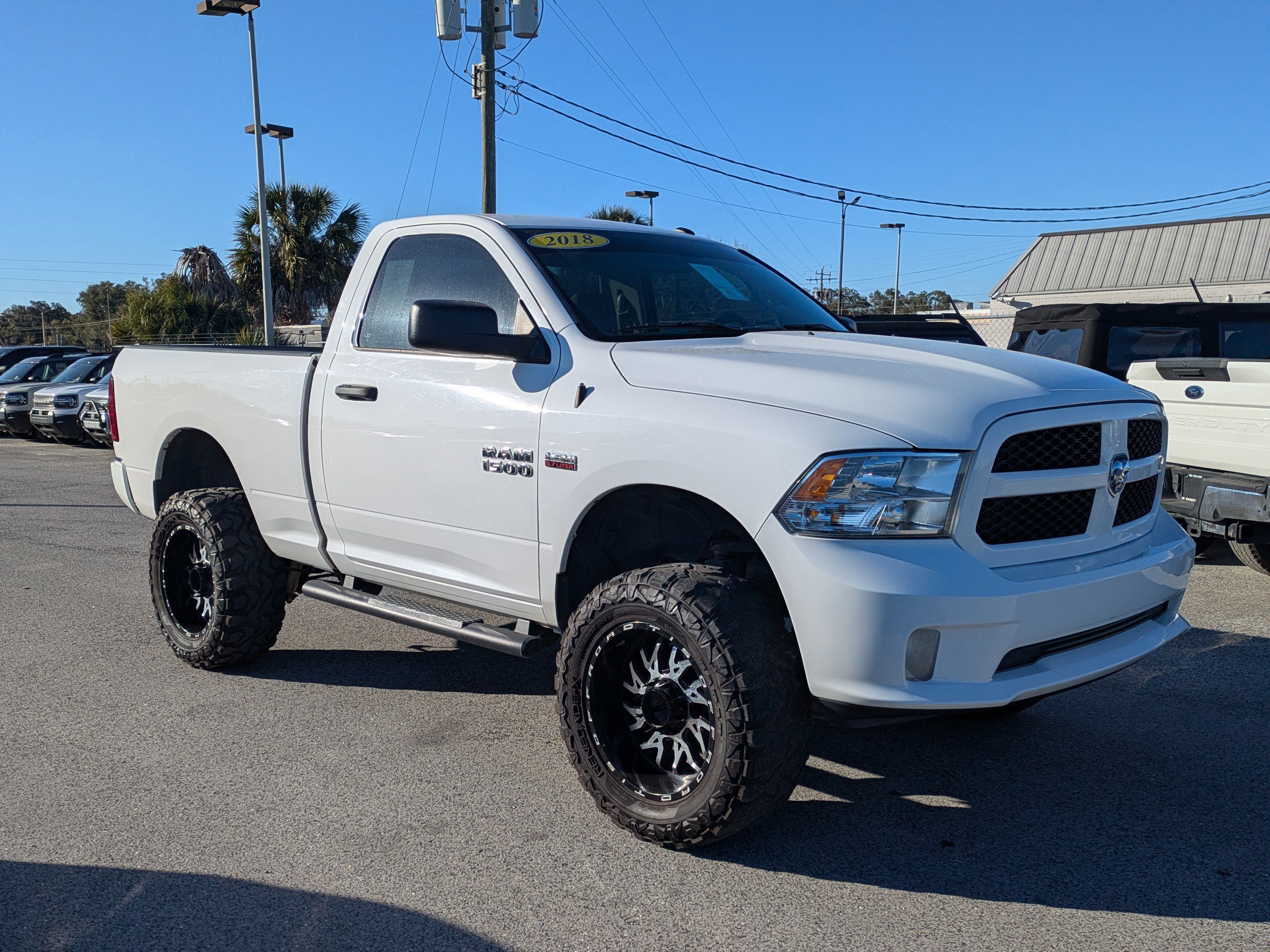 Used 2018 RAM 1500 Express image 8