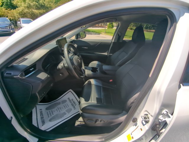 Used 2023 Toyota Venza LE AWD/4WD image 14