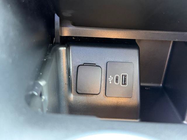 Certified 2025 Ford Explorer Active RWD image 27