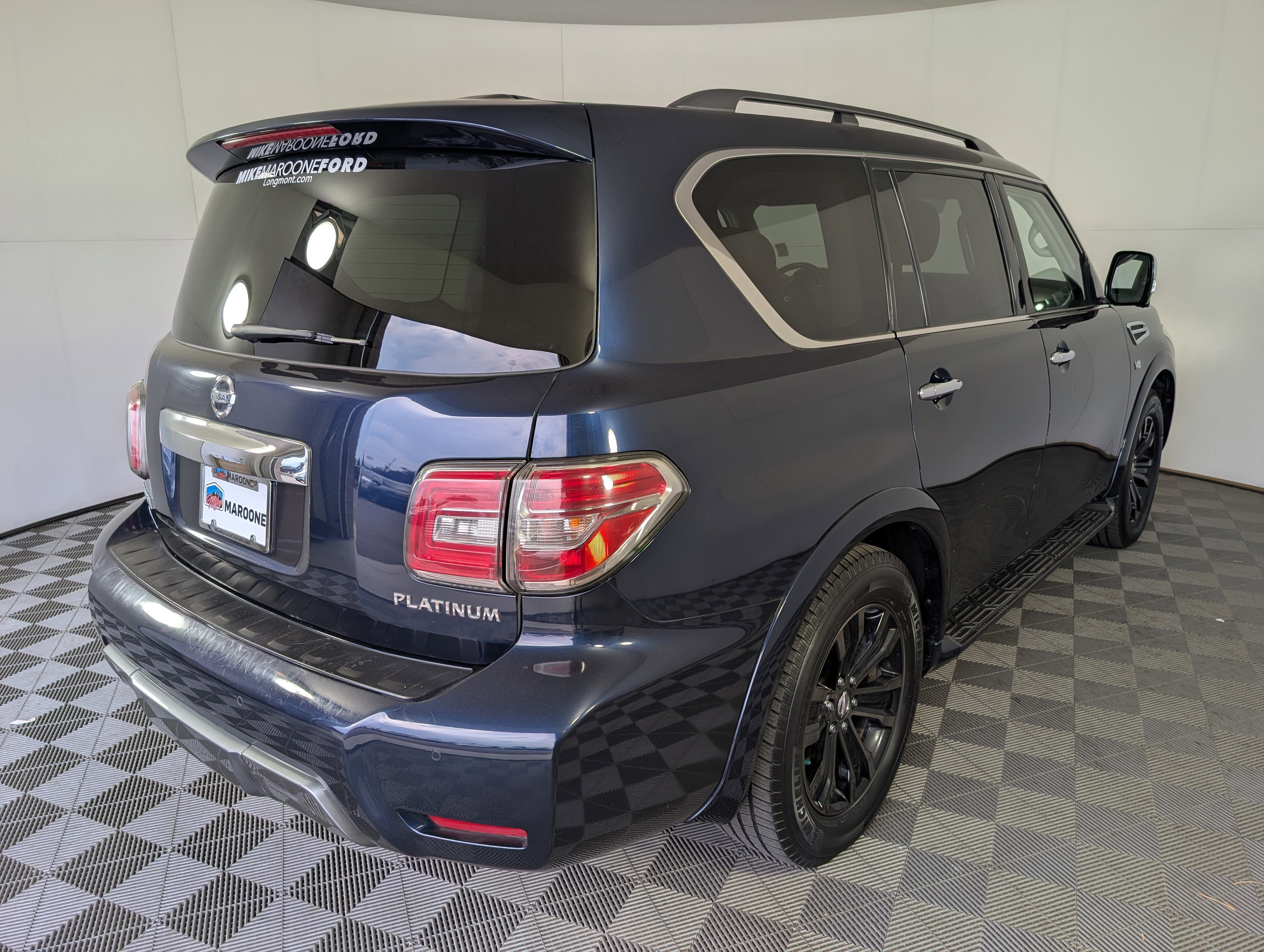 Used 2019 Nissan Armada Platinum image 5