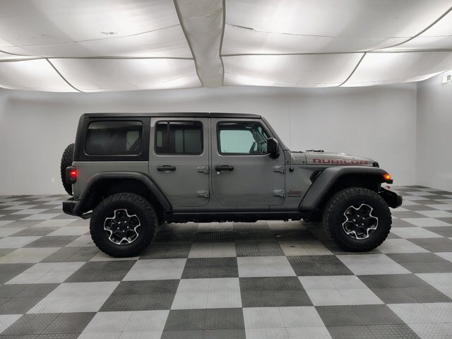 Used 2023 Jeep Wrangler Unlimited Rubicon w/ Cold Weather Group AWD/4WD image 10