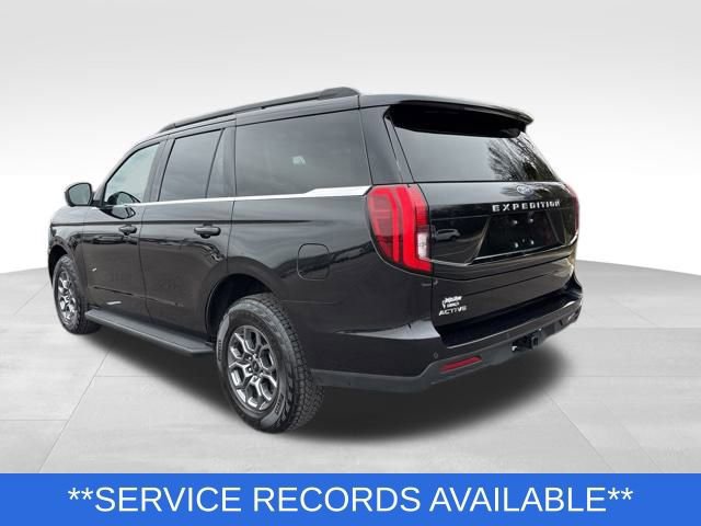 Certified 2025 Ford Expedition Active image 3