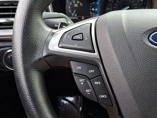 Certified 2018 Ford Fusion SE w/ Fusion SE Technology Package FWD image 26