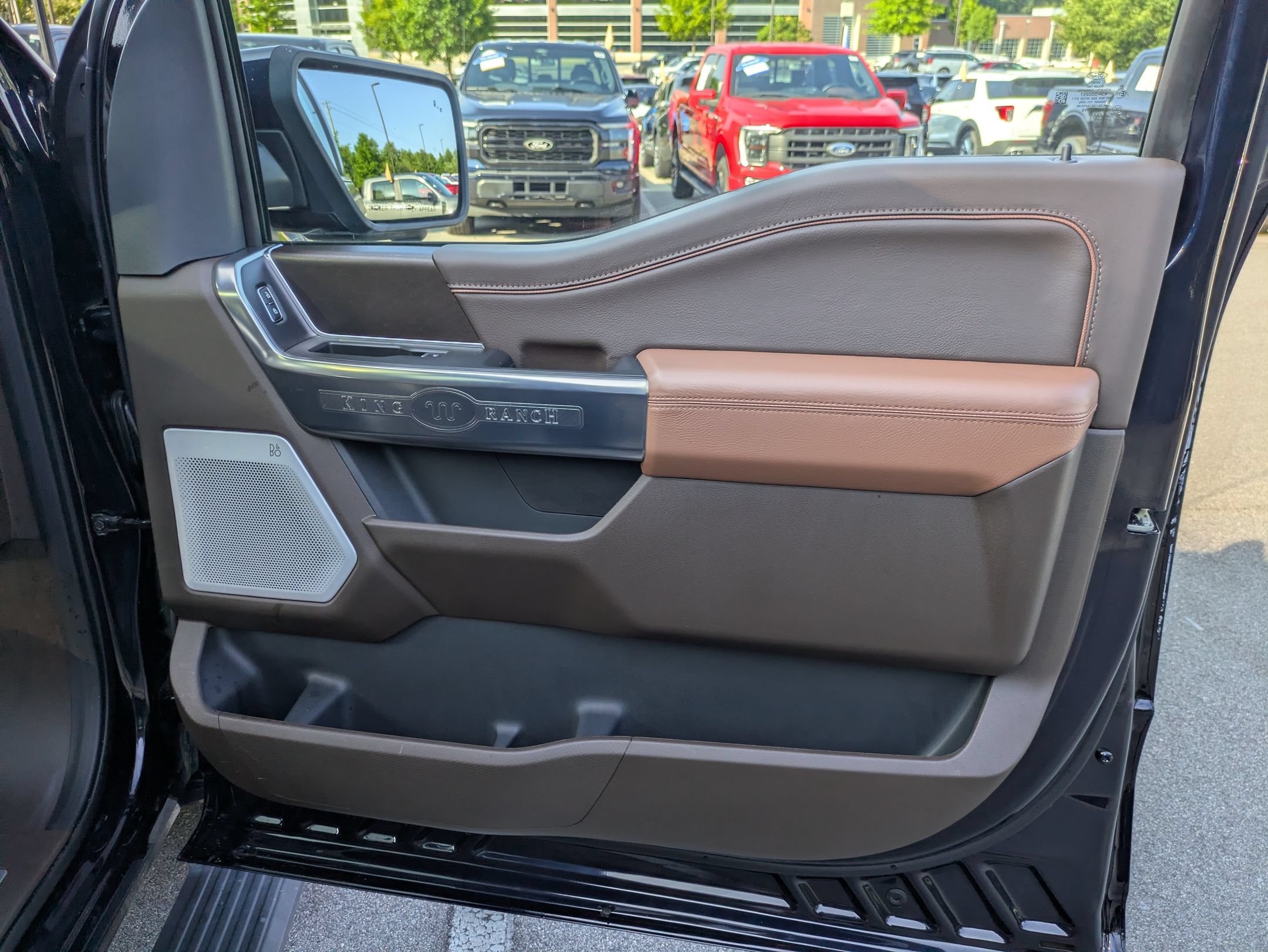 Certified 2025 Ford F150 King Ranch AWD/4WD image 46
