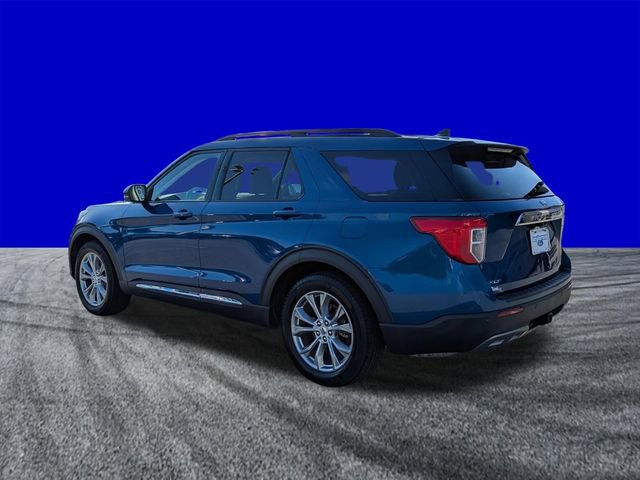 Certified 2023 Ford Explorer XLT w/ Equipment Group 202A RWD image 6
