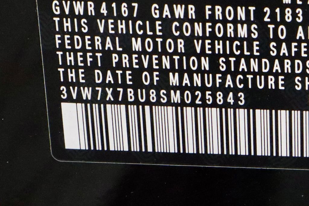 Used 2025 Volkswagen Jetta SE image 34