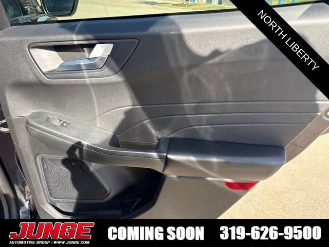 Certified 2023 Ford Escape ST-Line w/ Tech Pack #1 AWD/4WD image 17