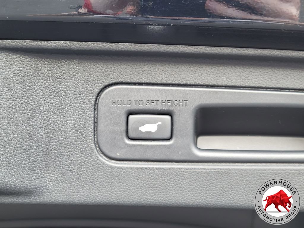 Used 2025 Honda Pilot TrailSport image 15