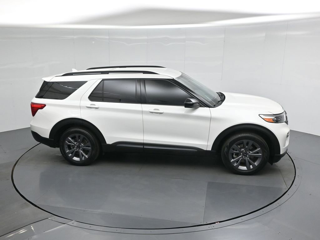 Certified 2023 Ford Explorer XLT w/ Equipment Group 202A RWD image 52