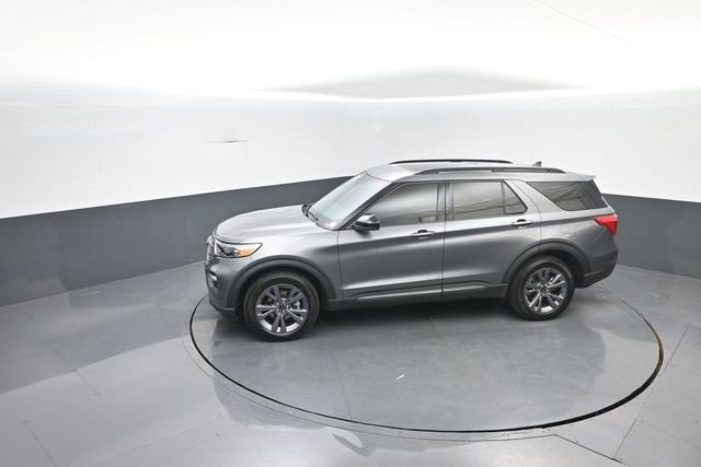 Certified 2024 Ford Explorer XLT w/ Equipment Group 202A image 19