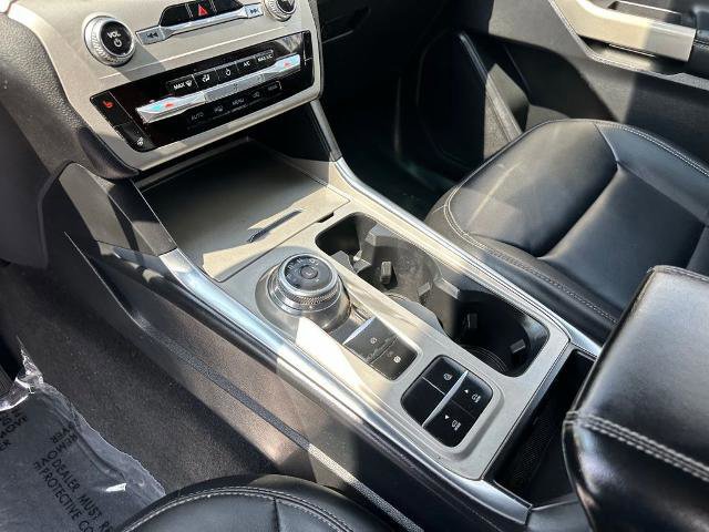 Certified 2022 Ford Explorer XLT w/ Equipment Group 202A image 15