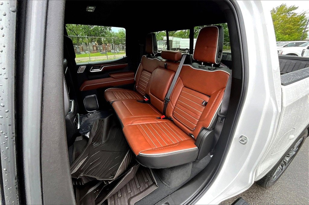 Used 2024 GMC Sierra 1500 Denali Ultimate image 26