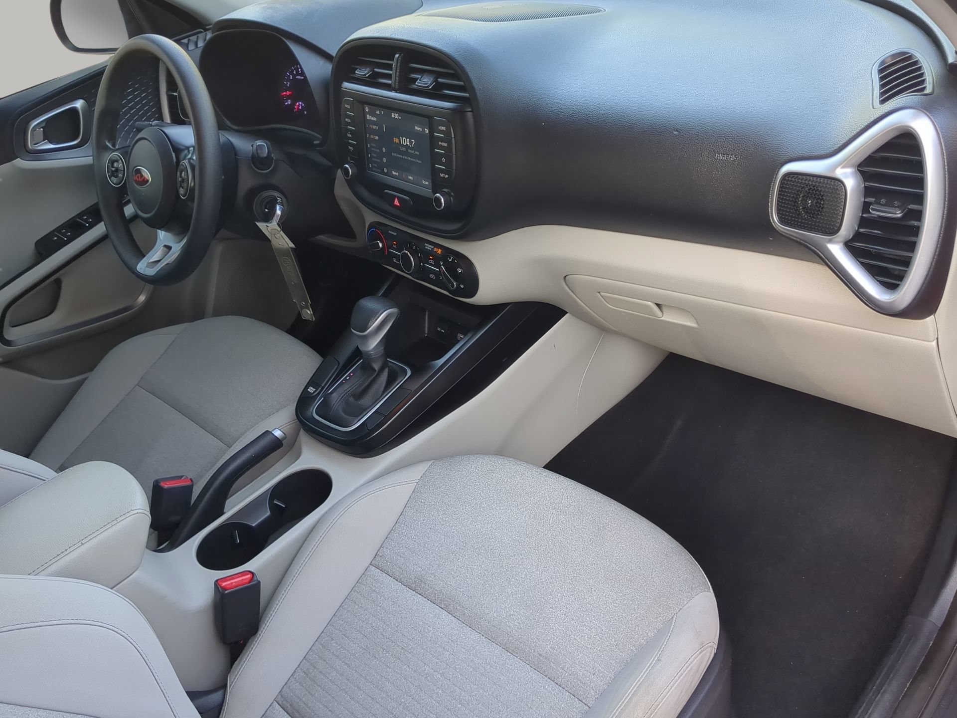 Used 2020 Kia Soul S FWD image 48
