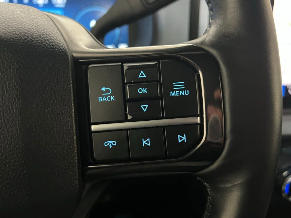 Certified 2025 Ford F350 Platinum AWD/4WD image 33