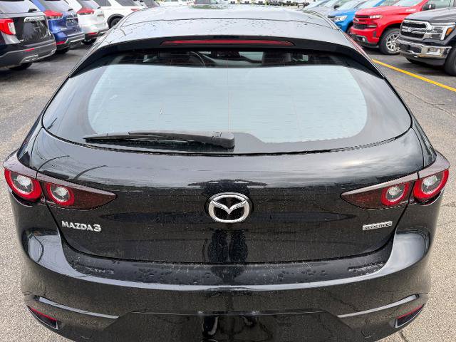 Used 2022 MAZDA MAZDA3 s FWD image 6