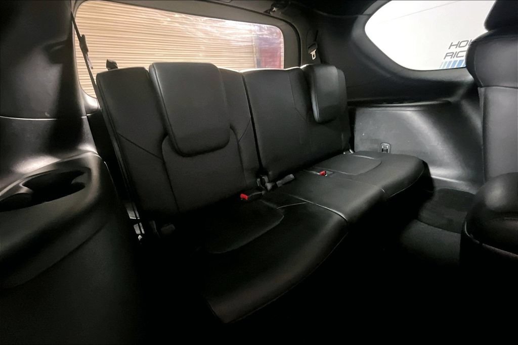Used 2023 Nissan Armada SL w/ Midnight Edition Package RWD image 23