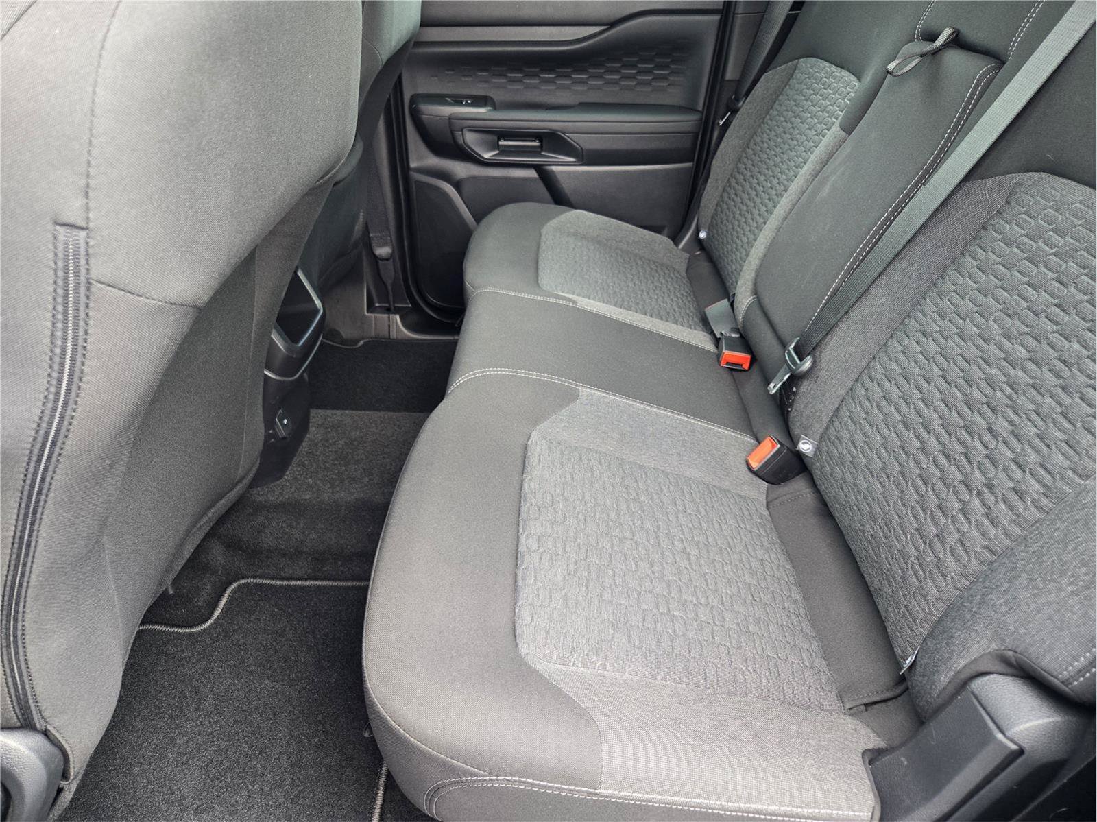 Certified 2025 Ford Ranger XL RWD image 28
