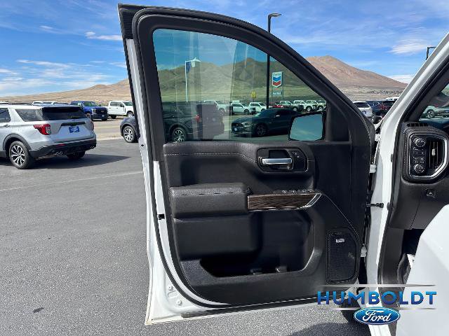 Used 2021 Chevrolet Silverado 1500 LT Trail Boss w/ Convenience Package II image 11