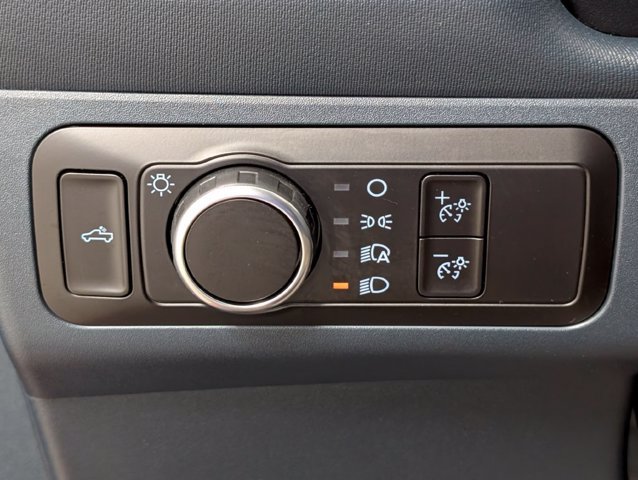 Certified 2025 Ford Maverick XLT w/ XLT Luxury Package AWD/4WD image 10