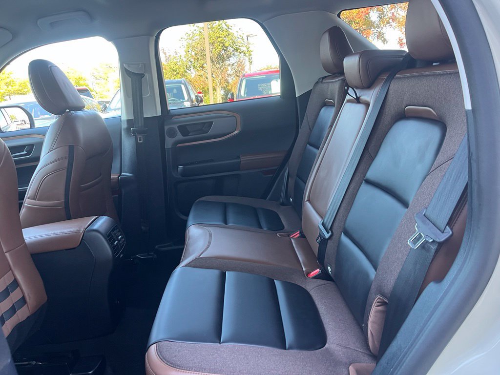 Certified 2025 Ford Bronco Sport Outer Banks w/ Outer Banks Tech Package+ AWD/4WD image 13