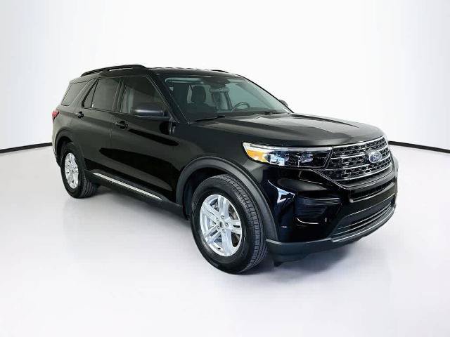 Certified 2023 Ford Explorer XLT RWD image 24