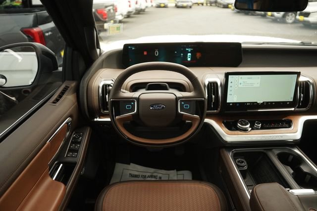 Certified 2025 Ford Expedition King Ranch AWD/4WD image 24