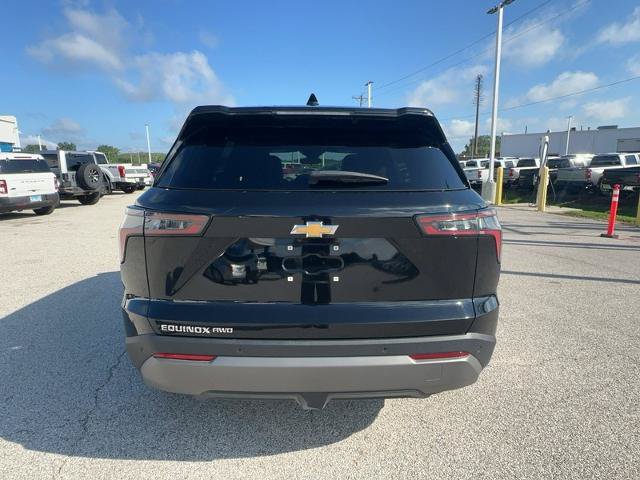 Used 2026 Chevrolet Equinox LT w/ Convenience Package II AWD/4WD image 4