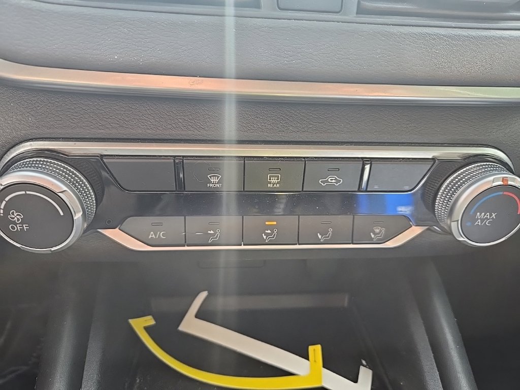 Used 2020 Nissan Altima 2.5 SR AWD/4WD image 11
