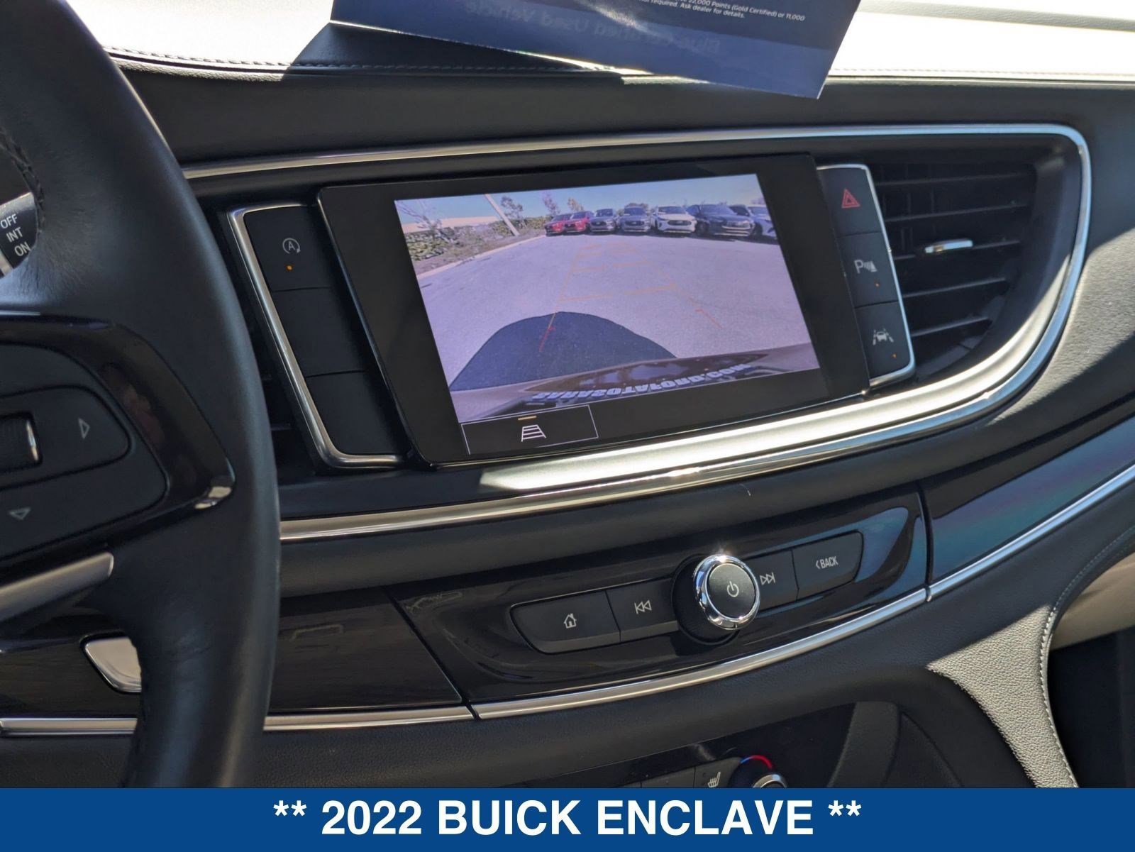 Used 2022 Buick Enclave Essence image 30